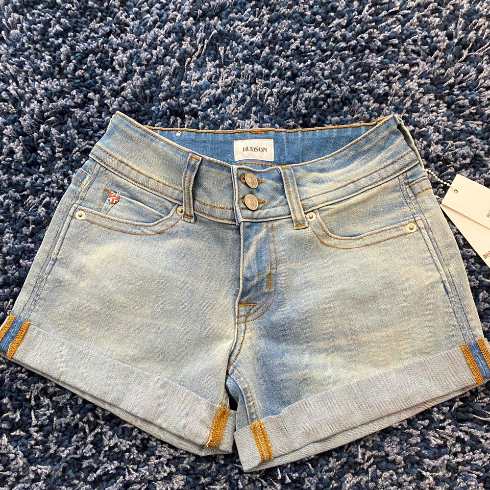 HUSDSON Ruby Mid Thigh Short